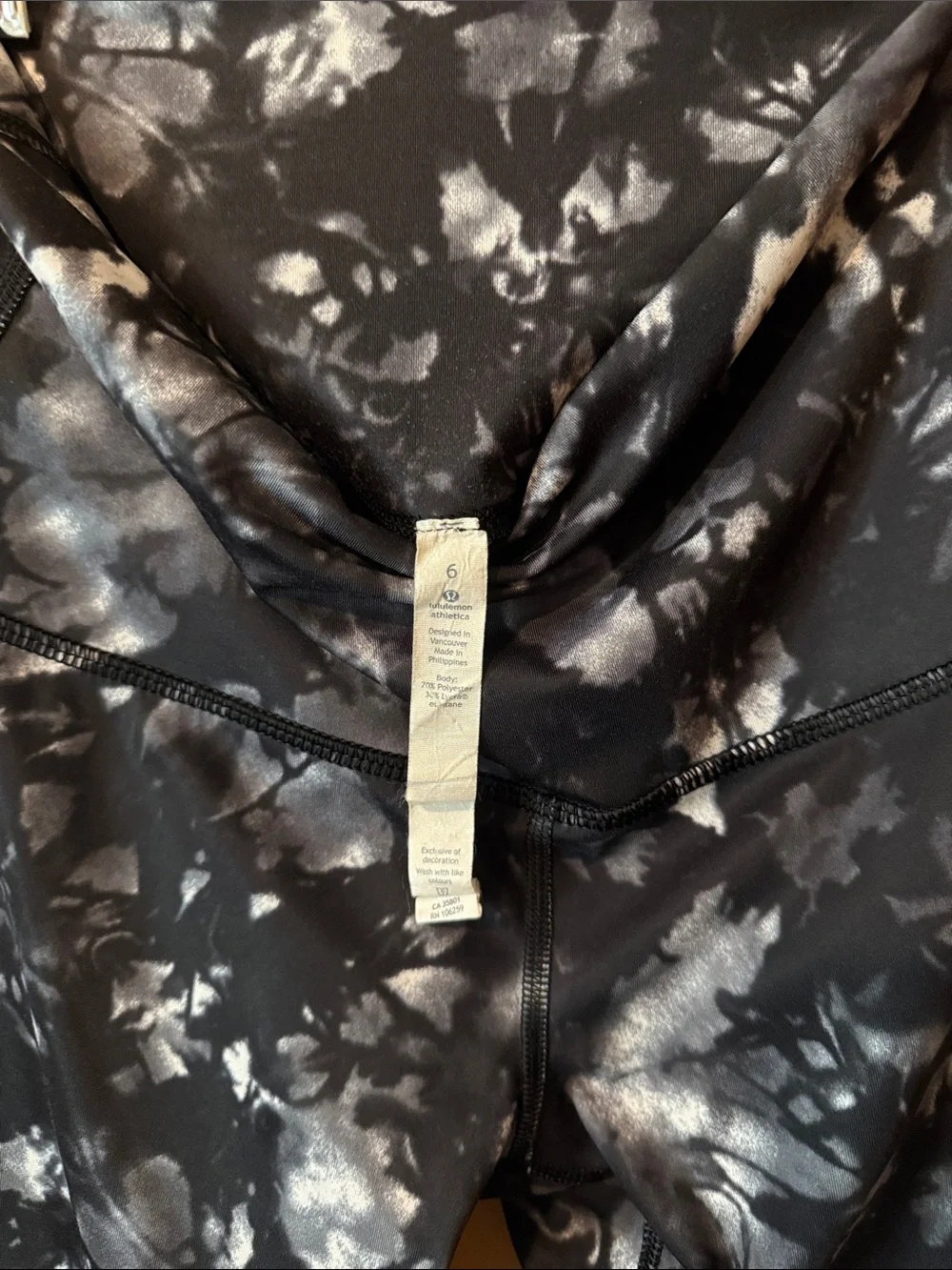 Lululemon Size 6 Wunder Under Crop Hi-Rise Dusk Tie Dye Leggings